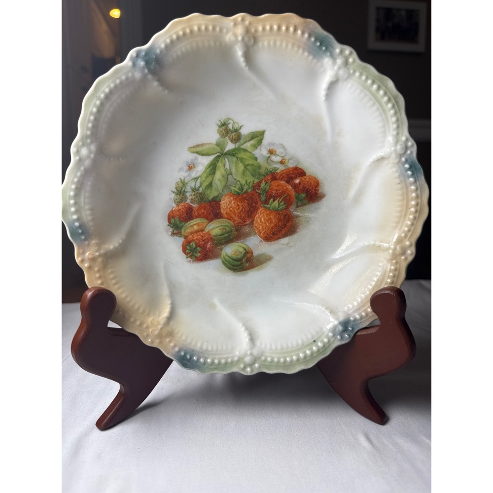 Antique Leuchtenburg Germany Strawberry Gooseberry Scalloped Porcelain Bowl 7.5"
